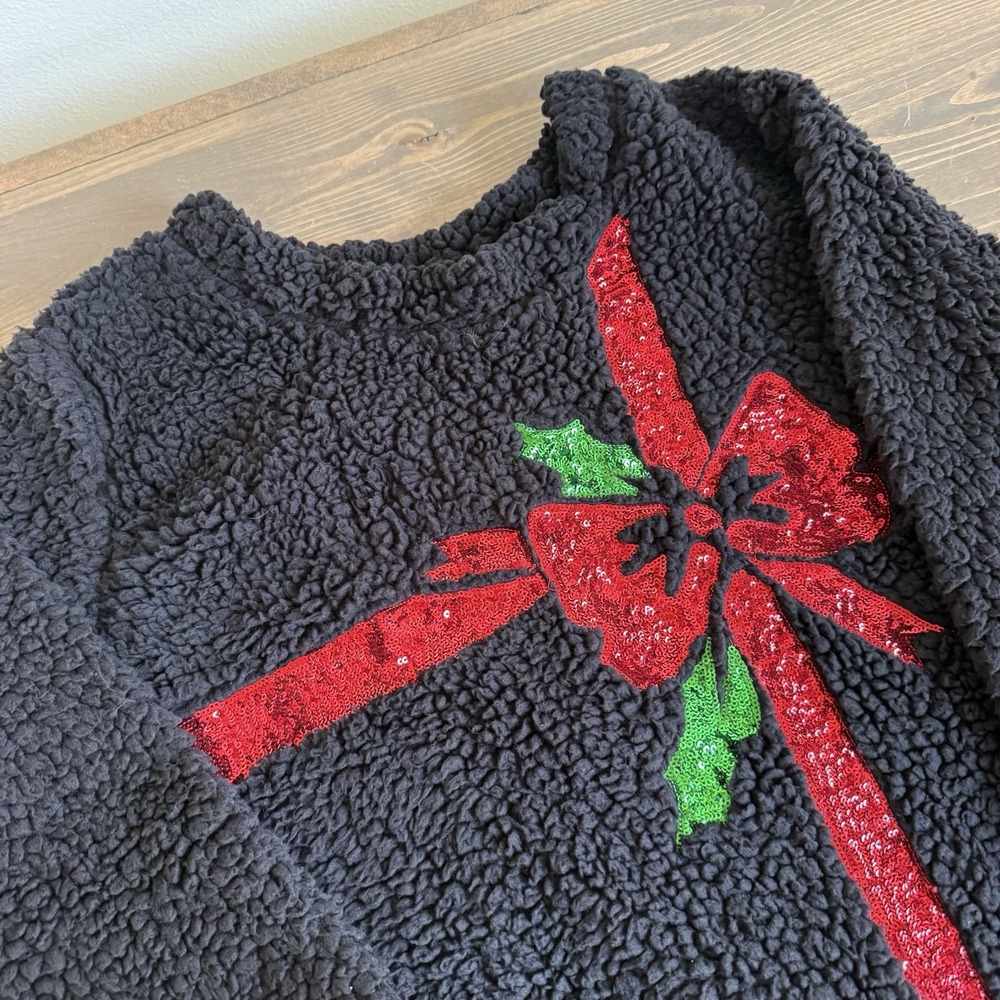 Holiday Traditions Womens Large‎ Black Sherpa Fleece Christmas. Sequin Pullover
